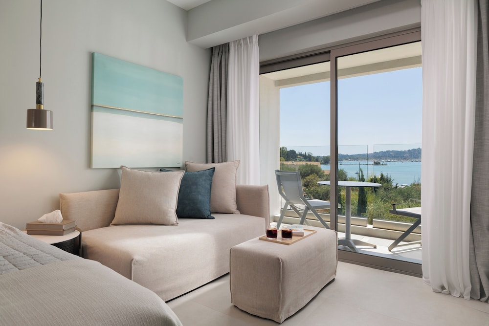 Deluxe Double or Twin Room, Sea View