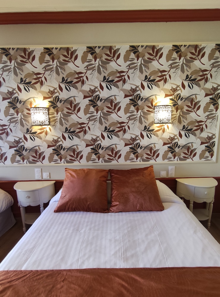 Comfort Triple Room, City View photo 3