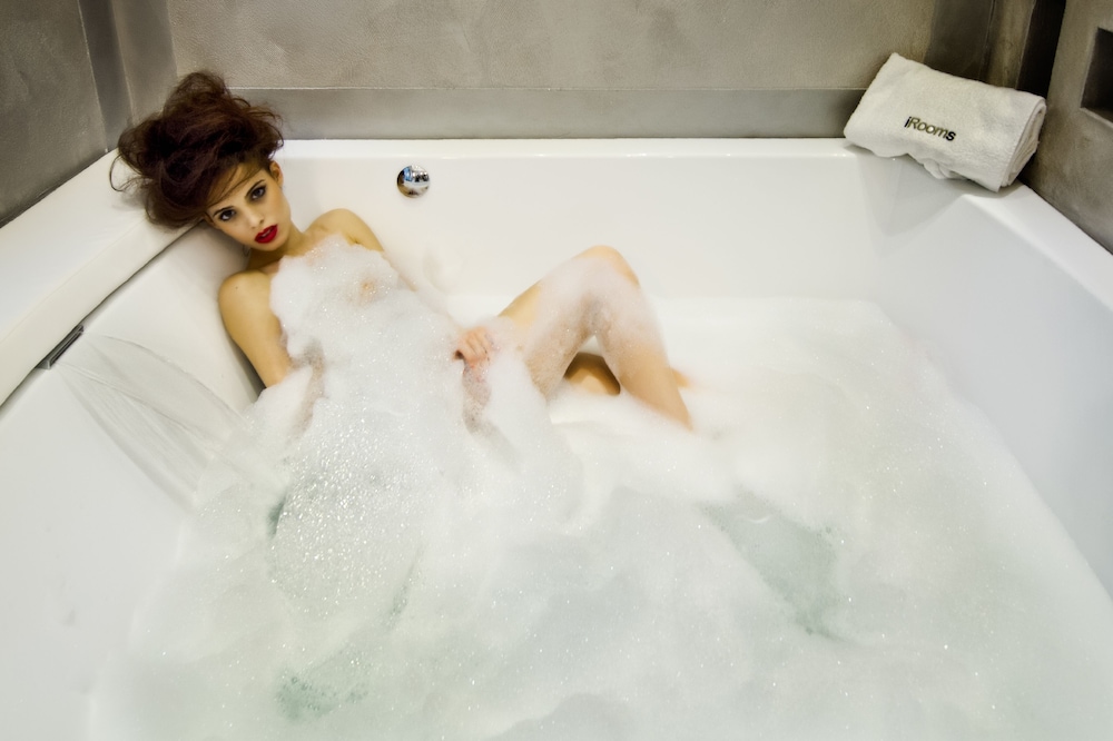 Suite, Hot Tub (iSpa) photo 2