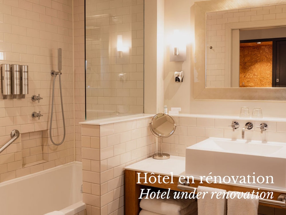 Renovation Special Offer Comfort Queen Room photo 3