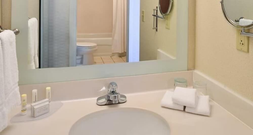Standard Single Room, 1 King Bed With Sofa Bed, Accessible, Non-Smoking photo 1