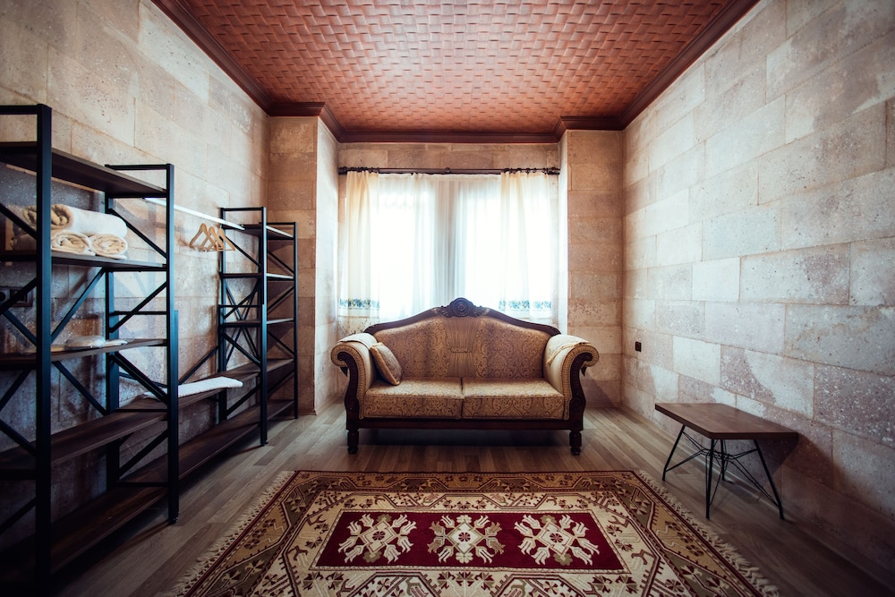 Deluxe Double Room - Photo 7