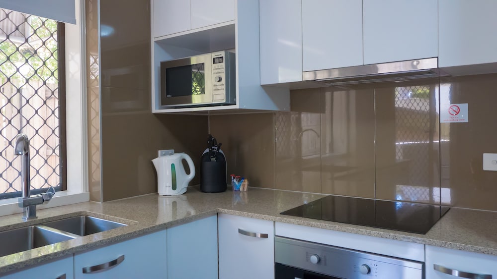 Superior Apartment, 2 Bedrooms, Mountain View thumbnail 5