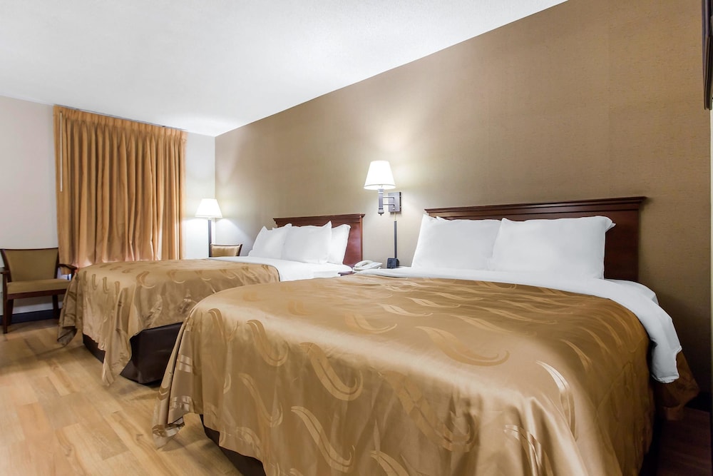 Standard Room, 2 Queen Beds, Non Smoking