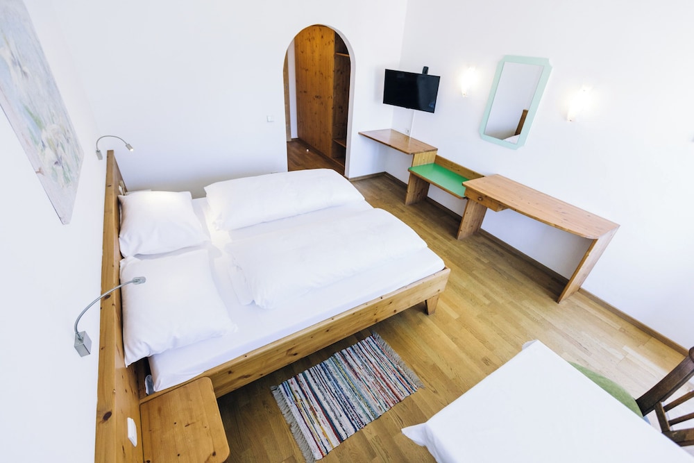 Standard Double Room, Garden View - Photo 1