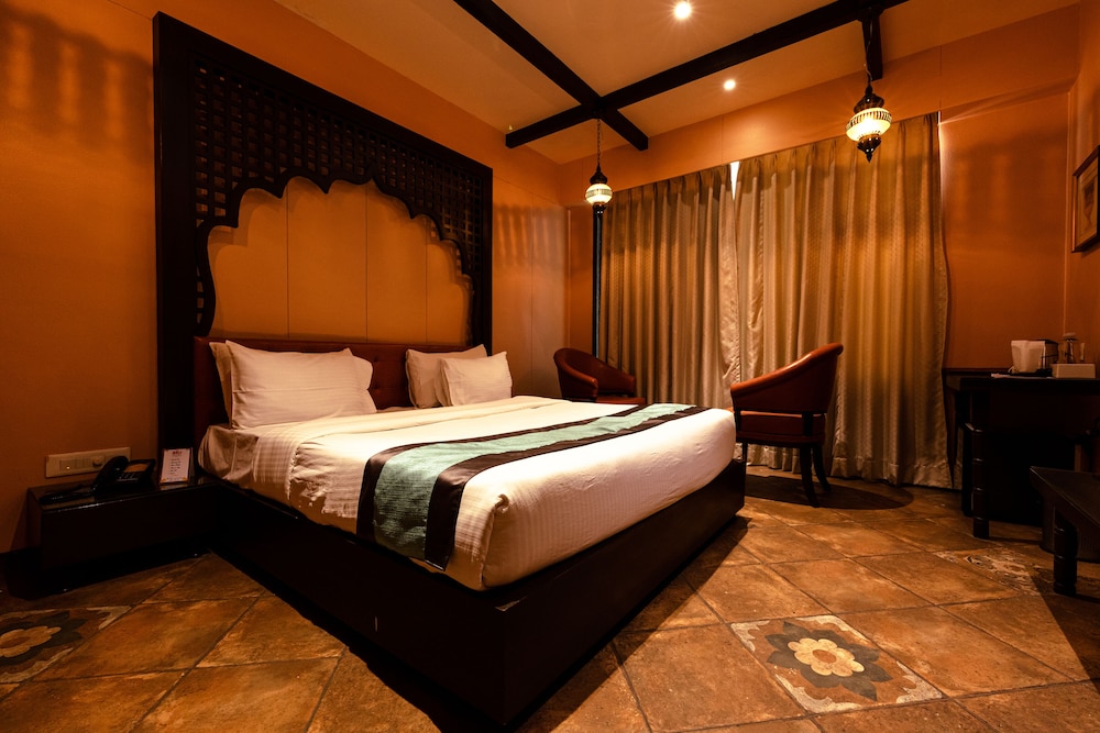 Deluxe Room - Photo 3