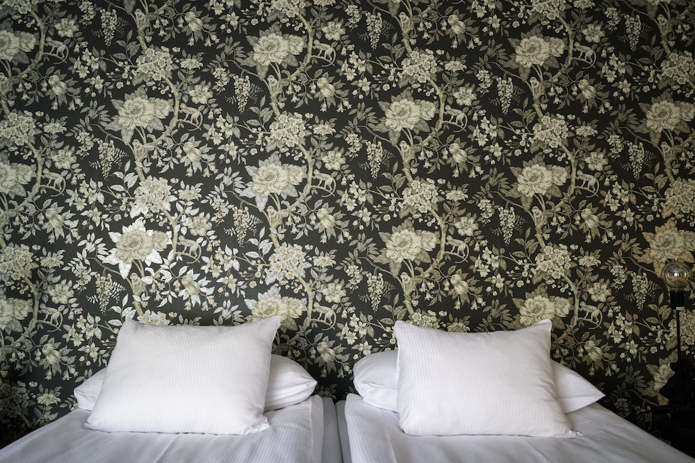 Double Room - Photo 9