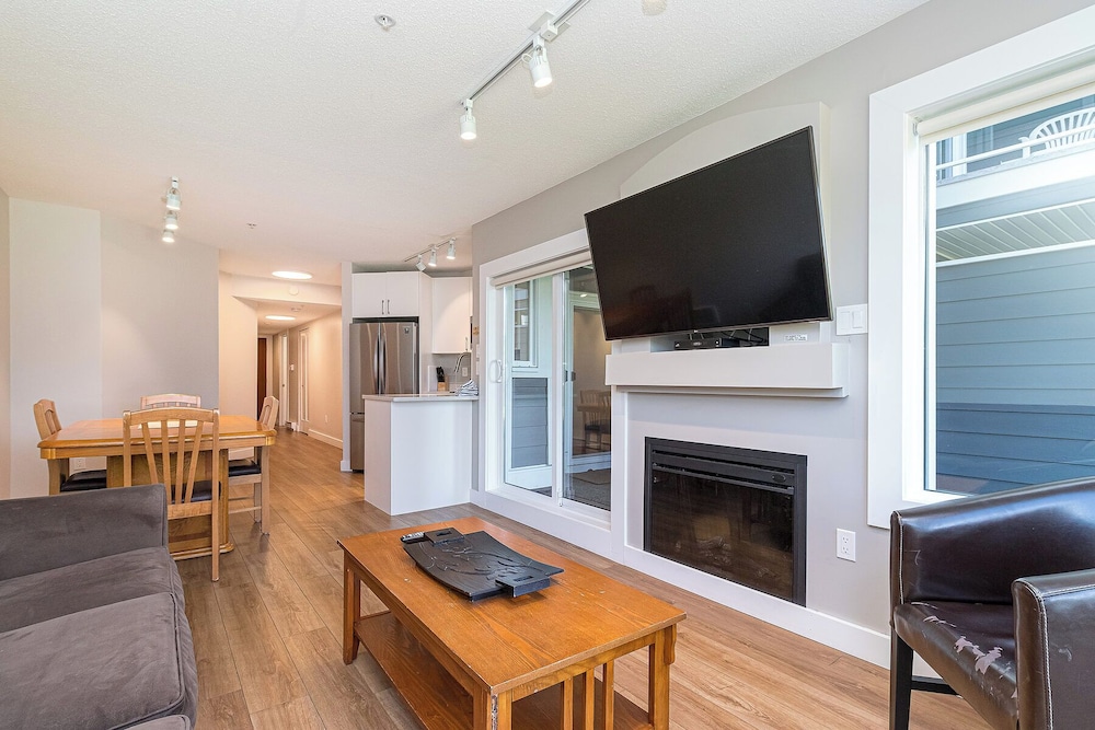 Basic Apartment, 1 Bedroom, Kitchen, Garden Area photo 1