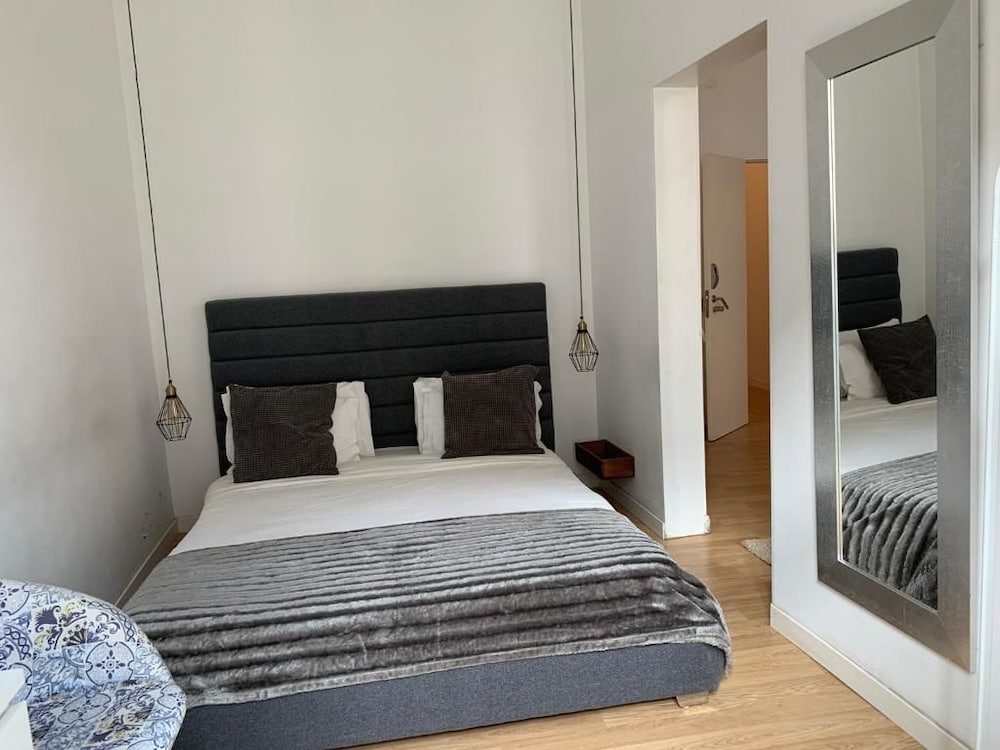 Apartment, 1 Bedroom, Balcony photo 2
