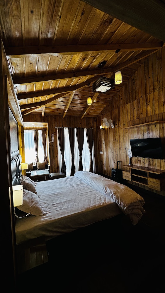 Luxury Villa photo 1