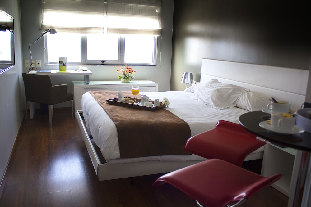 Deluxe Room, Garden View - Photo 3