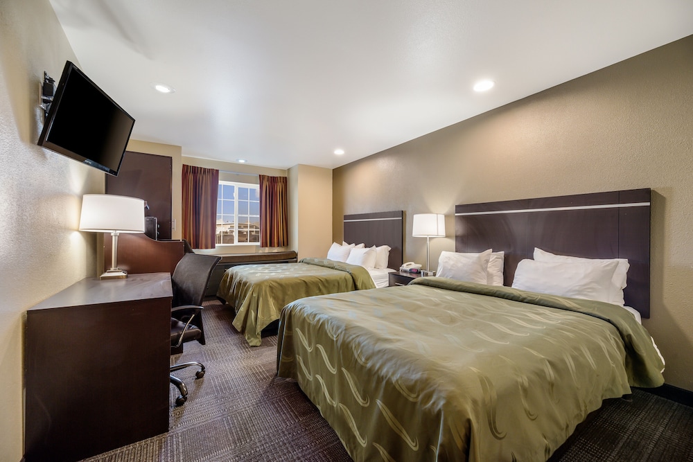 Suite, Multiple Beds, Non Smoking - Photo 1