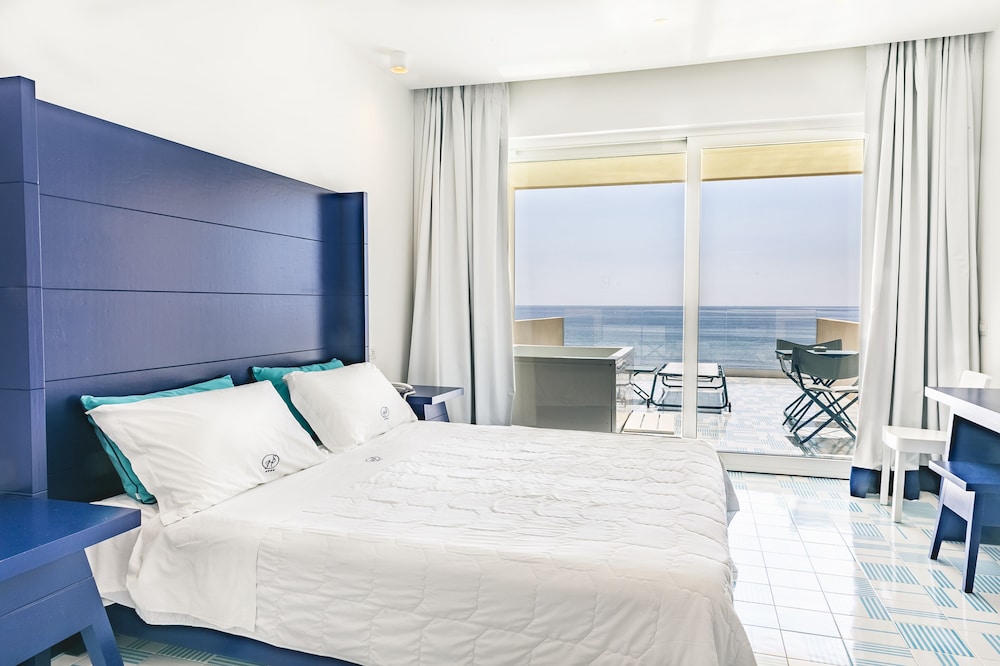 Camera Executive con Jacuzzi vista mare