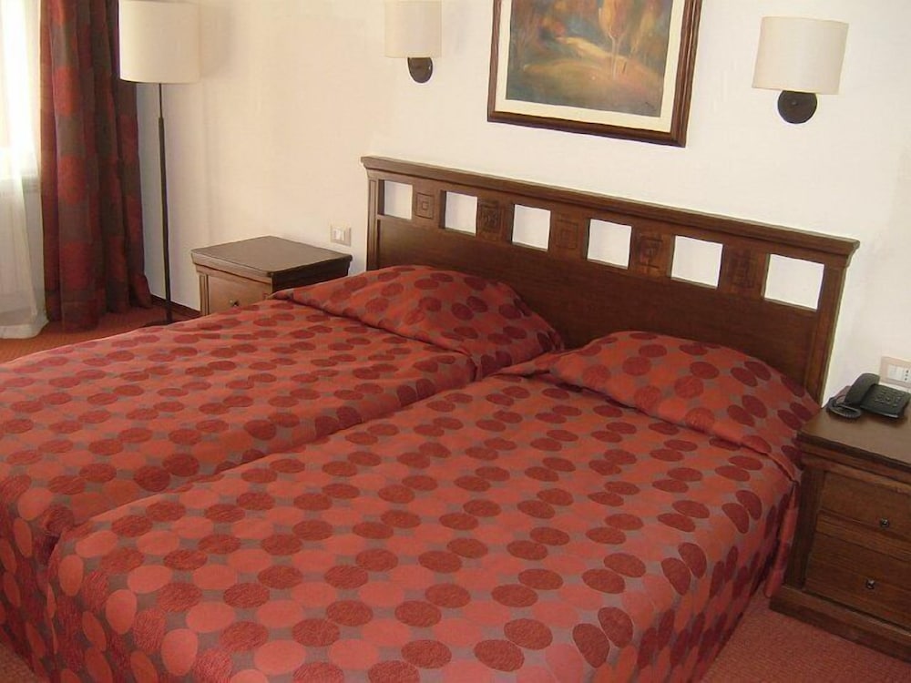 Comfort Twin Room, 2 Twin Beds photo 1
