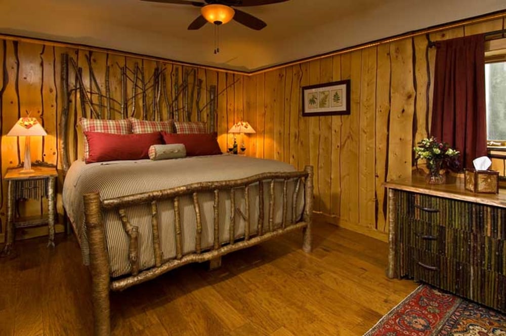 Luxury Suite, Hot Tub, Lake View (Forest) photo 2