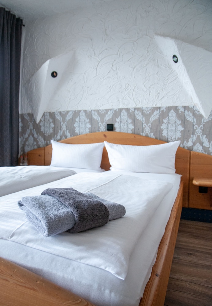 Standard Room photo 3