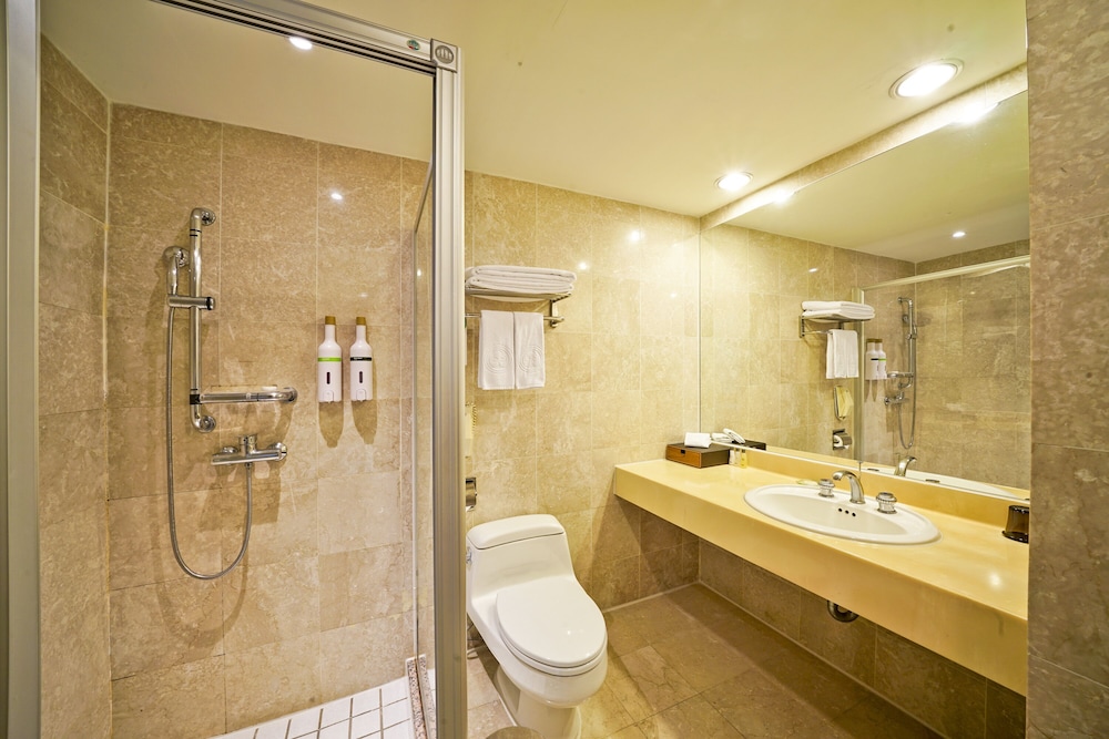 Superior Double Room, 1 King Bed - Photo 3