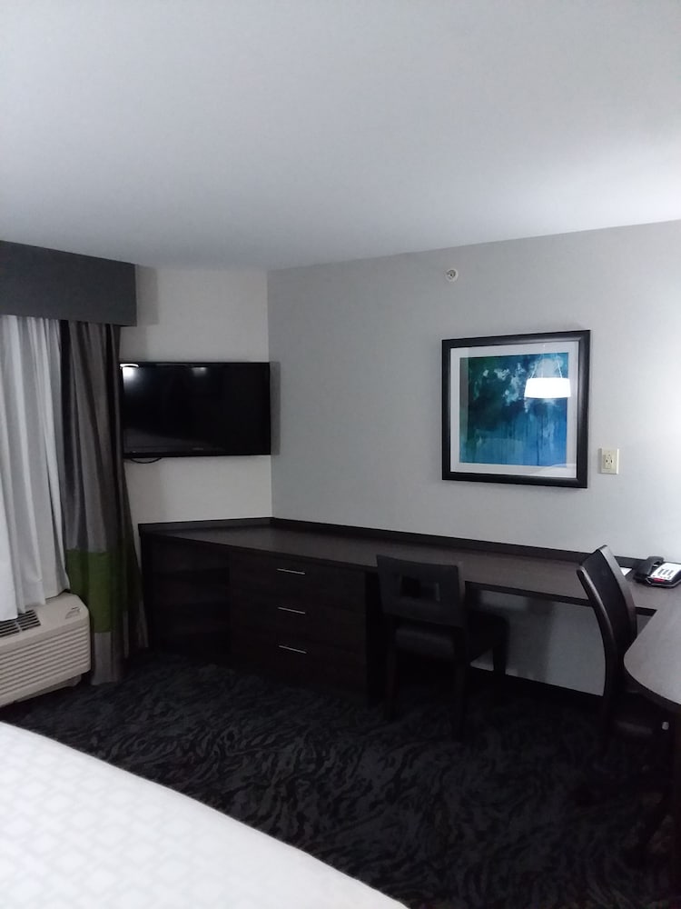Studio Suite, 1 King Bed - Photo 2