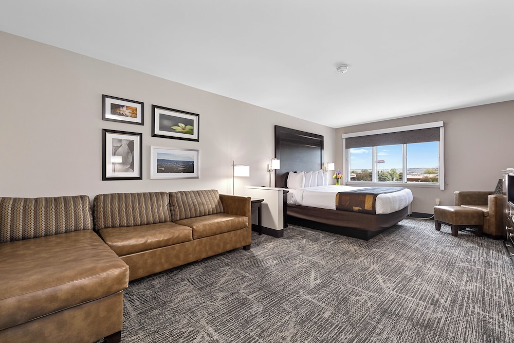 Deluxe Room, 1 King Bed (Executive King) - Photo 1