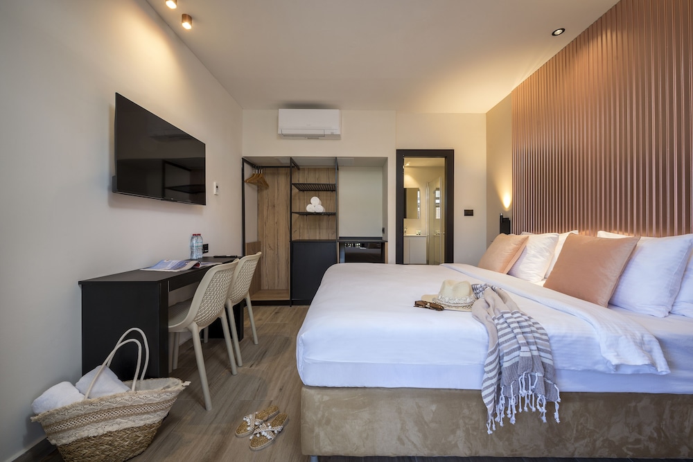 Double or Twin Room photo 1