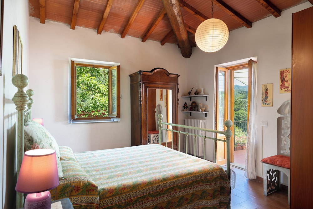 Villa photo 3