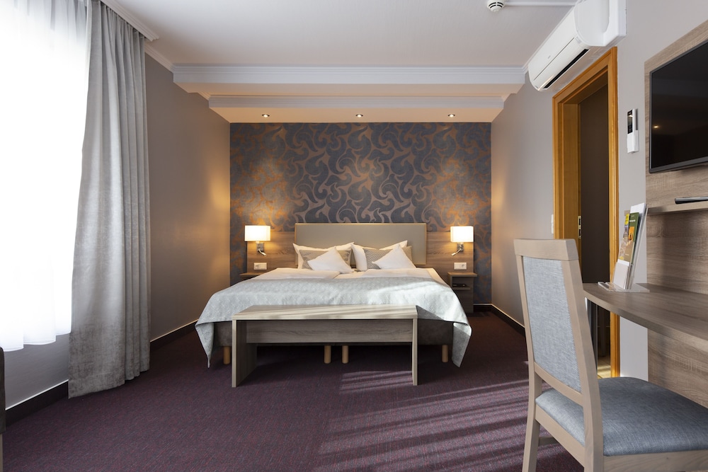 Privilege, Twin Room, 2 Twin Beds photo 2
