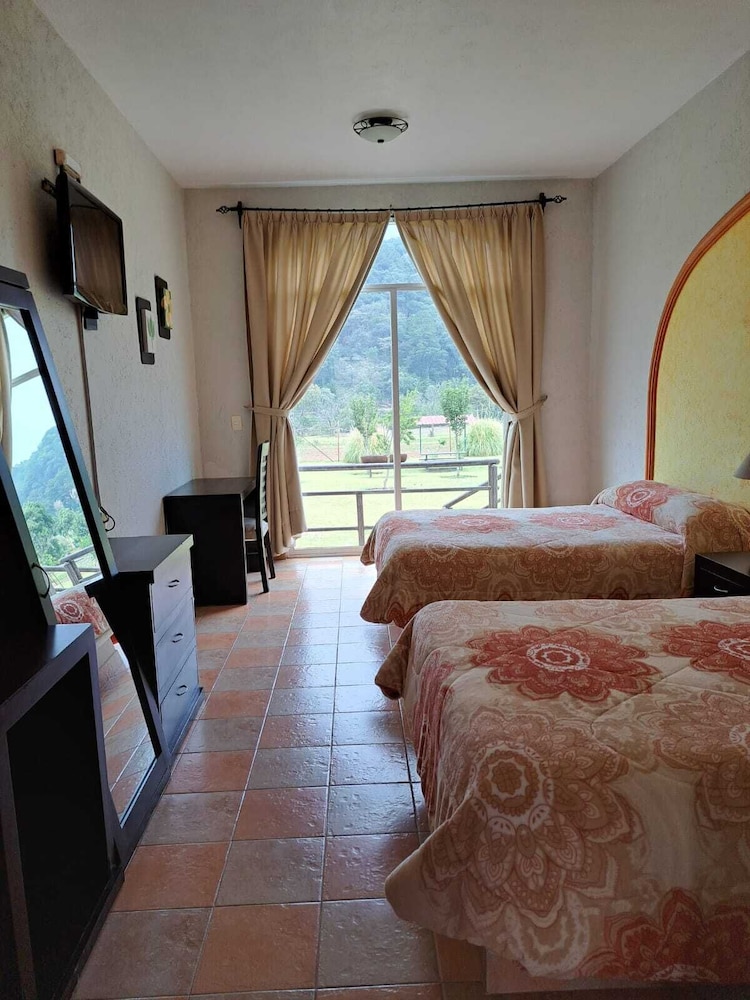 Double Room, 2 Double Beds photo 3