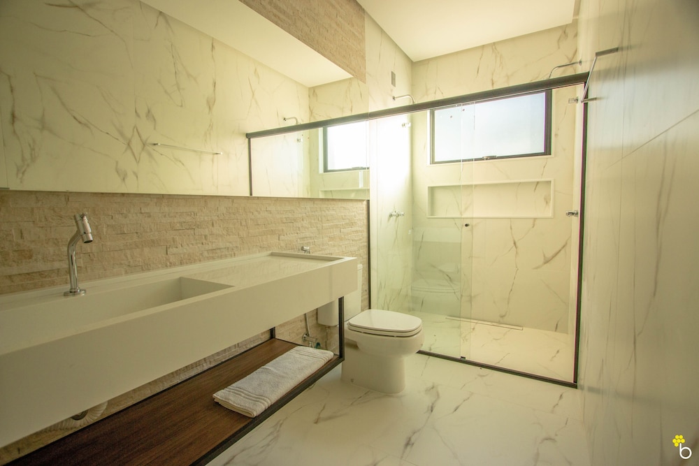 Deluxe Triple Room photo 2
