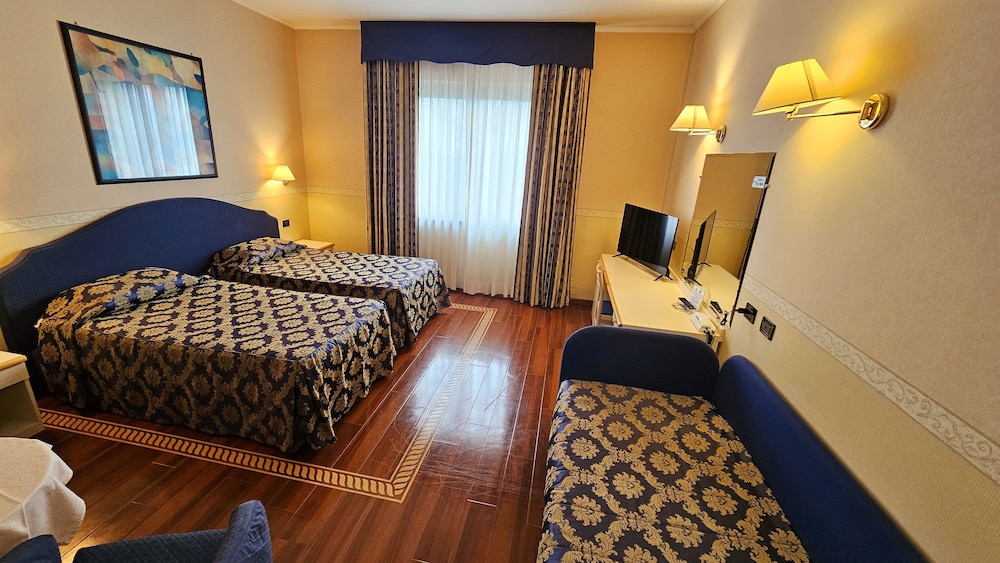 Superior Triple Room photo 1