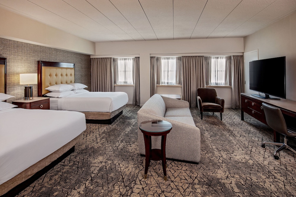 Junior Studio Suite, 2 Double Beds, Executive Level photo 1
