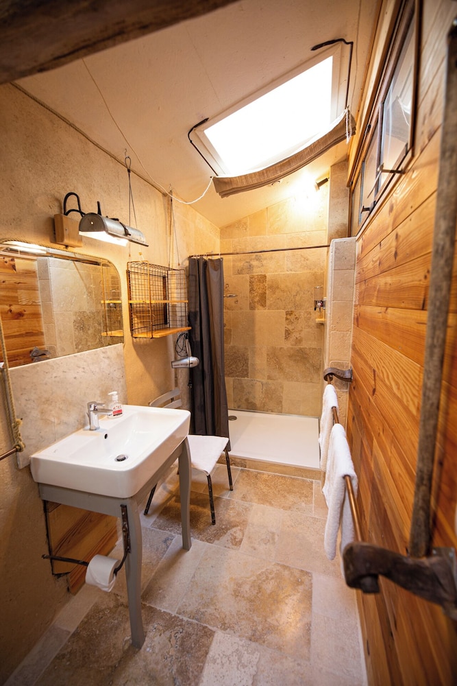 Triple Room (Xénophon) photo 3