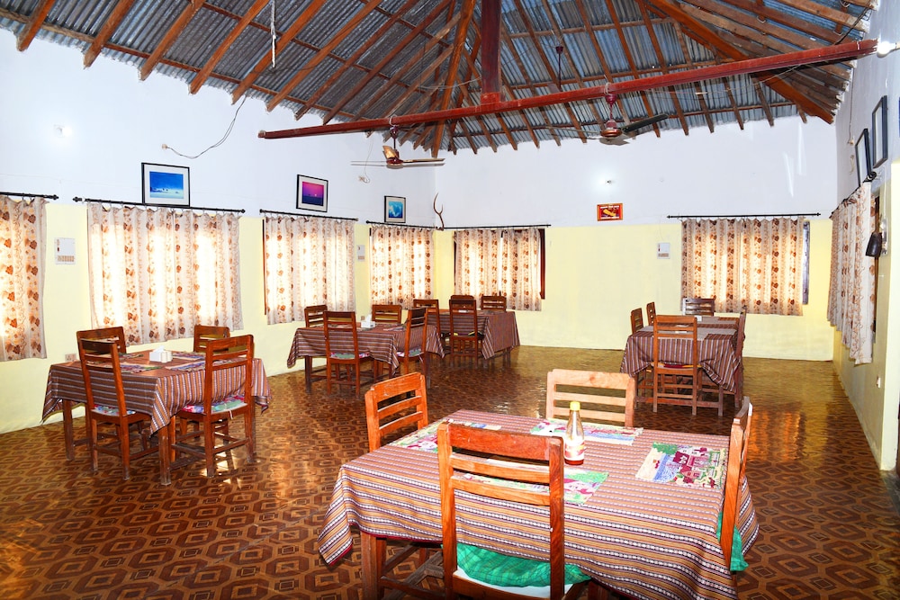 Economy Double Room, Shared Bathroom, Garden View