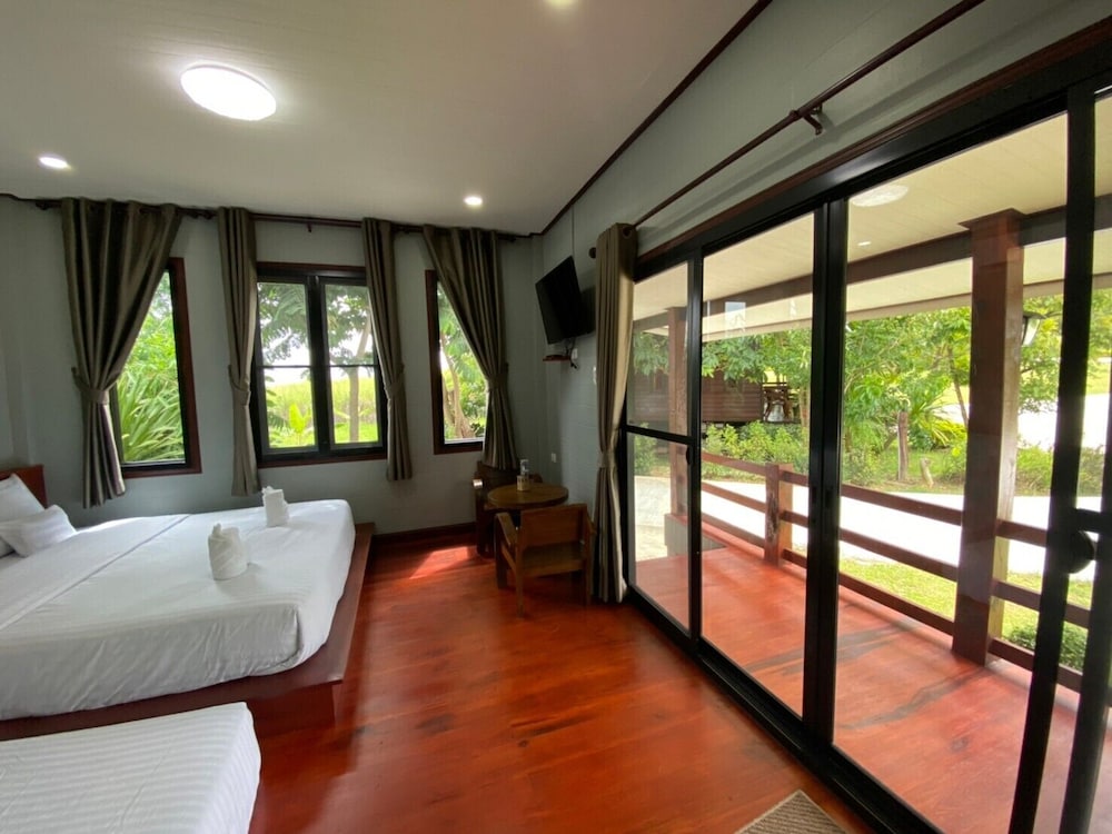 Standard Triple Room - Photo 4