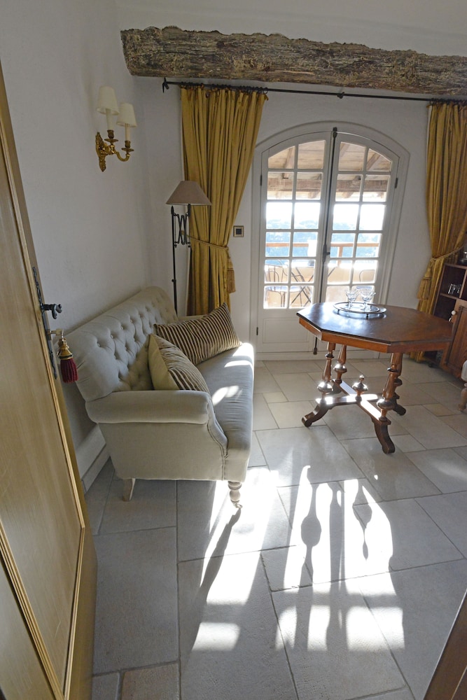 Junior Suite - Photo 9