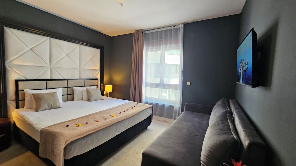 Superior Room, Mountain View