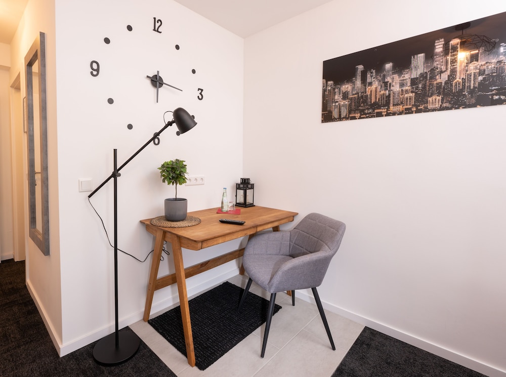 Single Room photo 2