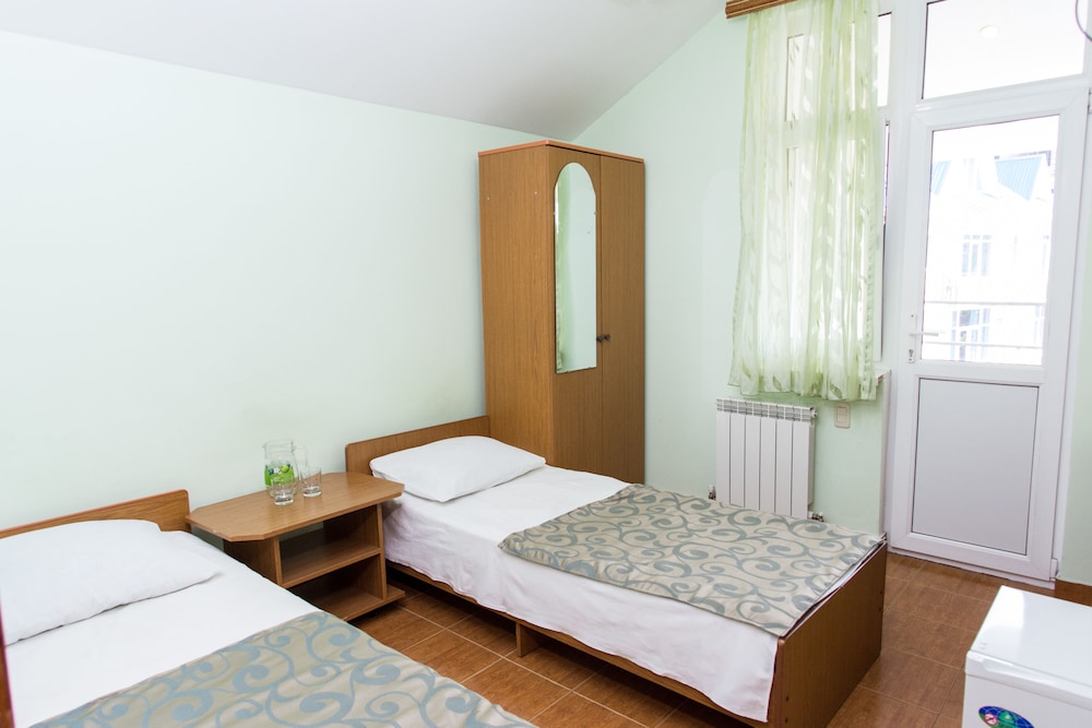 Standard Triple Room photo 3