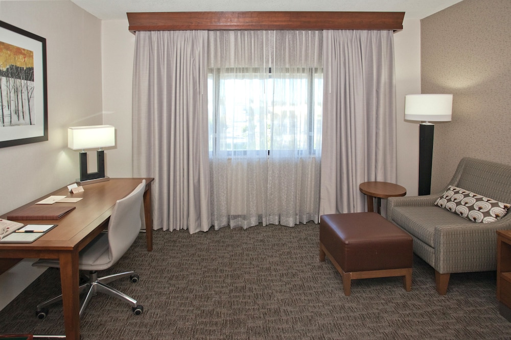 Room, 1 King Bed, Accessible, Non Smoking - Photo 3