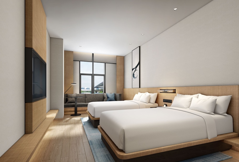 Standard Room, 2 Double Beds, City View photo 3