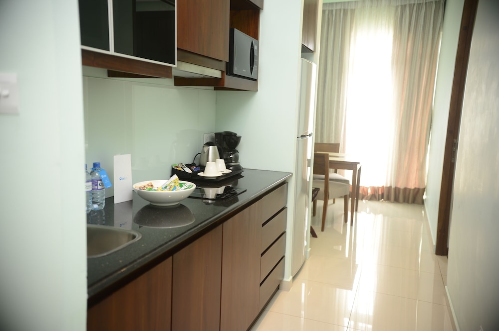Deluxe Suite City View photo 2