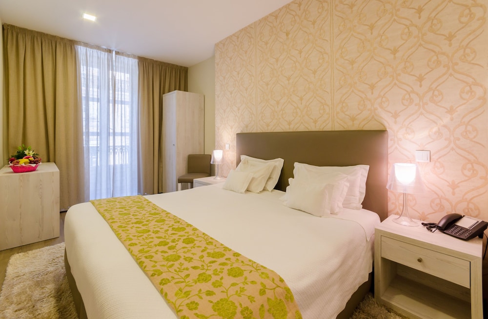 Standard Double Room - Photo 3