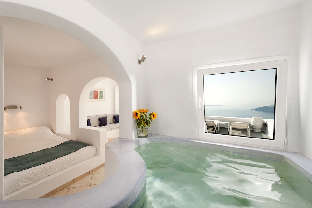 Honeymoon Room - Photo 1