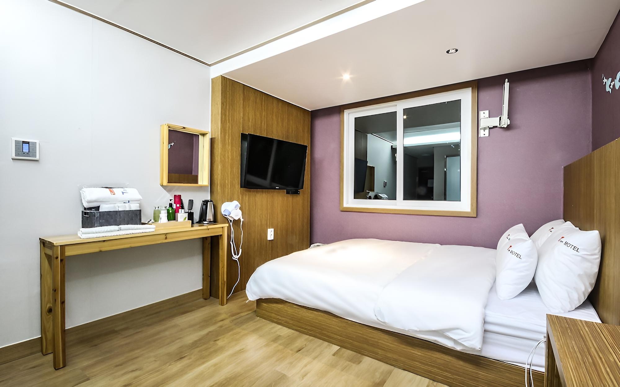 Room (Standard room) - Photo 20