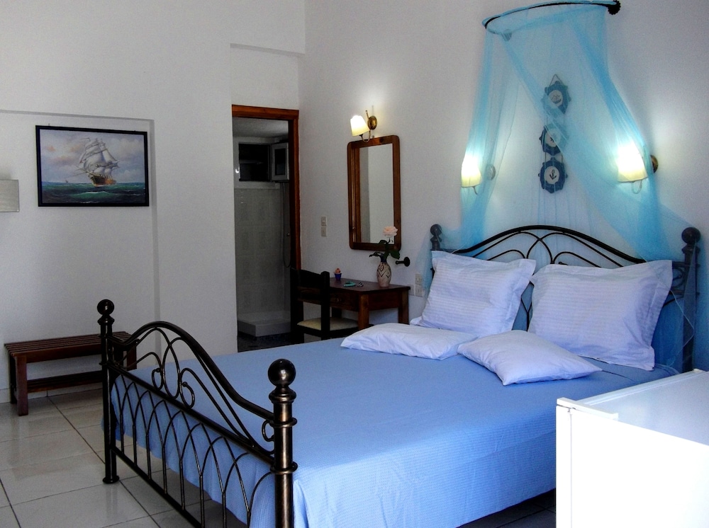 Standard Room photo 1