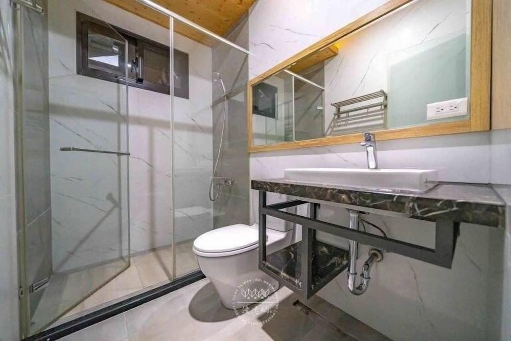 Superior Quadruple Room photo 3