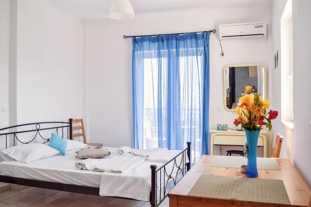 Superior Studio, Sea View