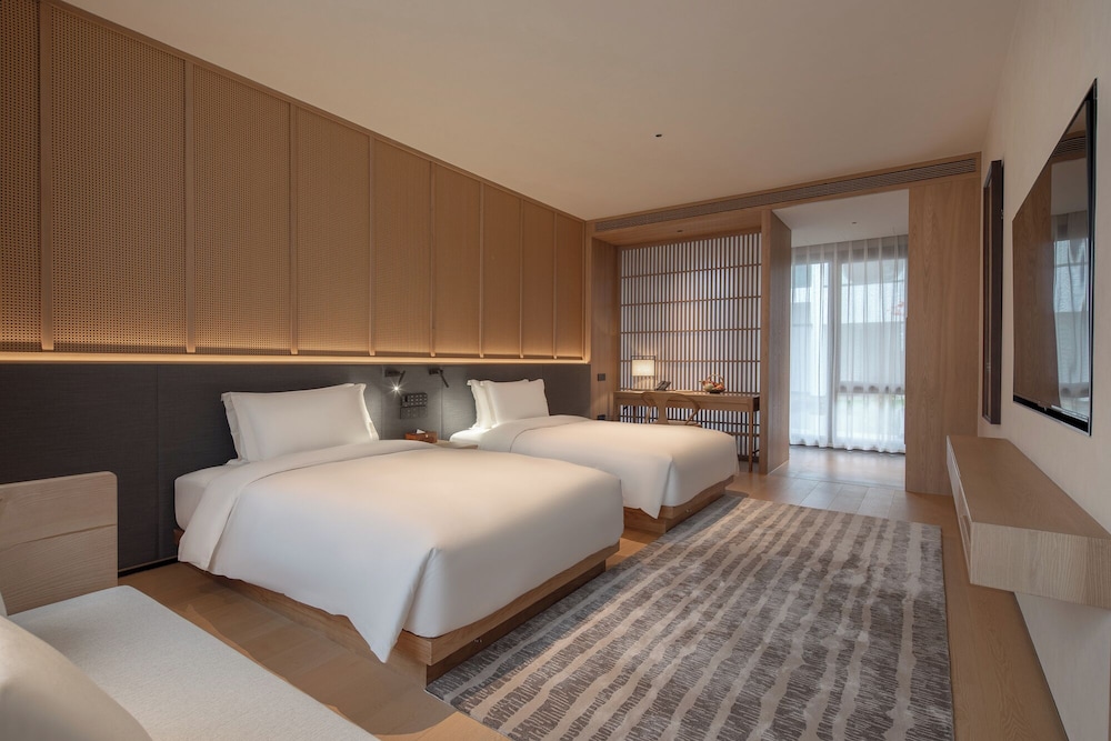 Superior Twin Room, Garden View photo 2