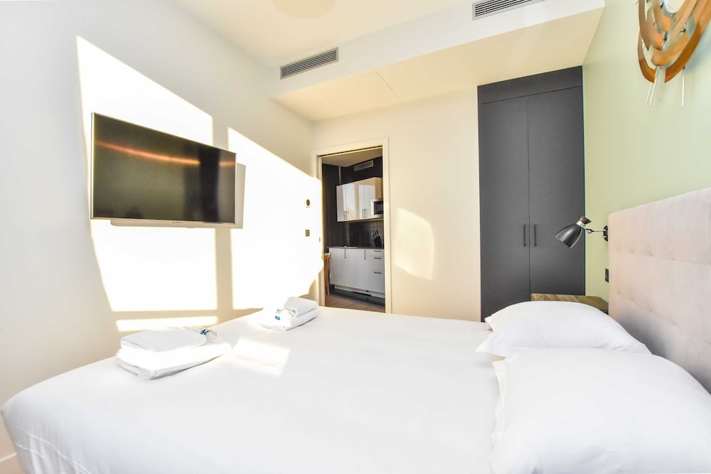 Comfort Apartment, City View photo 3