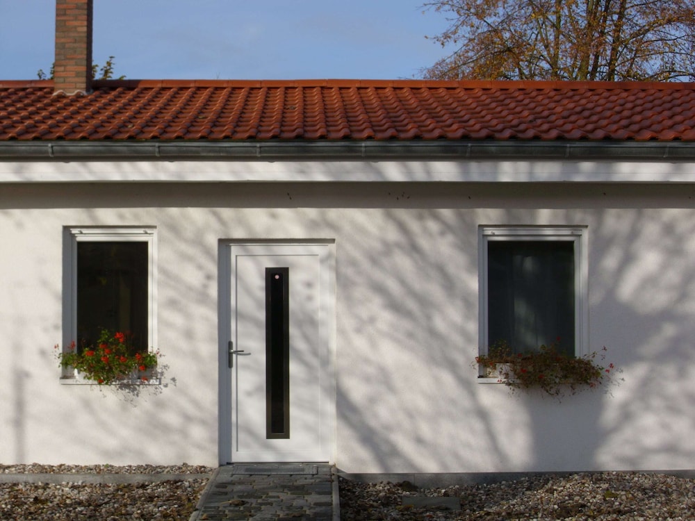 Bungalow photo 1