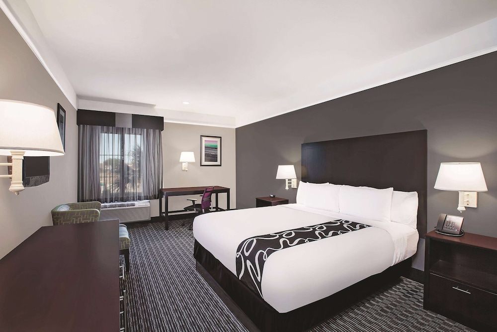 Room, 1 King Bed - Photo 1